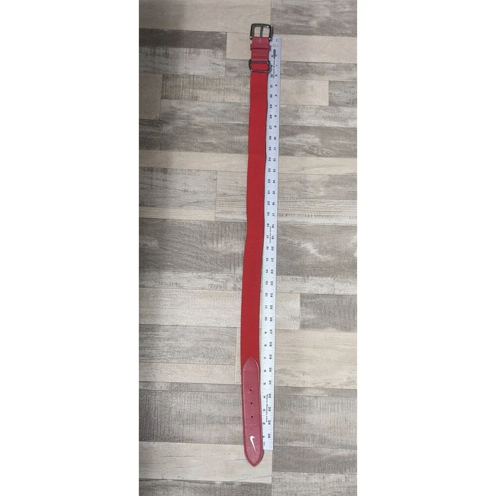 NIKE Youth Red Elastic Belt Sport Swoosh One Size Fits All Adjustable Baseball